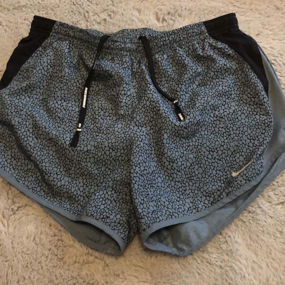 women’s running shorts